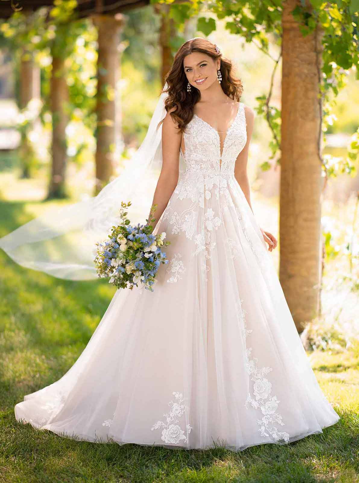 Essense of Australia D2748 Diva Bridal Boutique