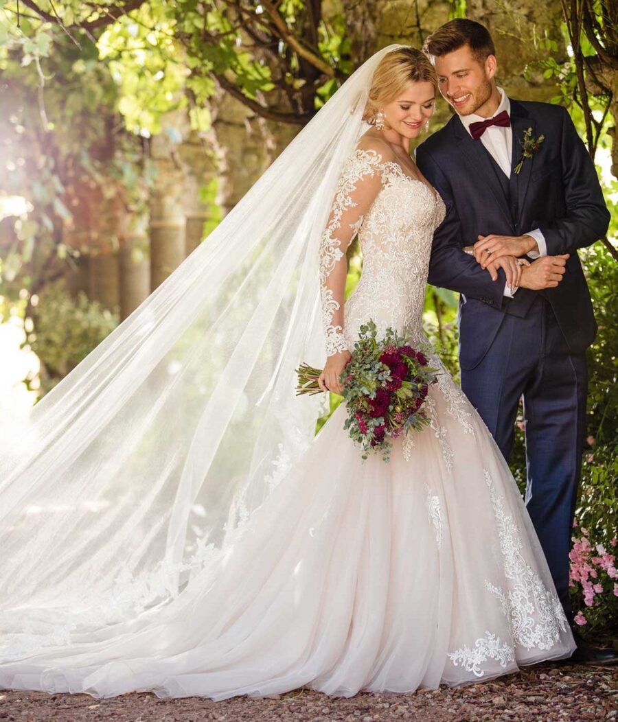 Essense of Australia D2425 Diva Bridal Boutique