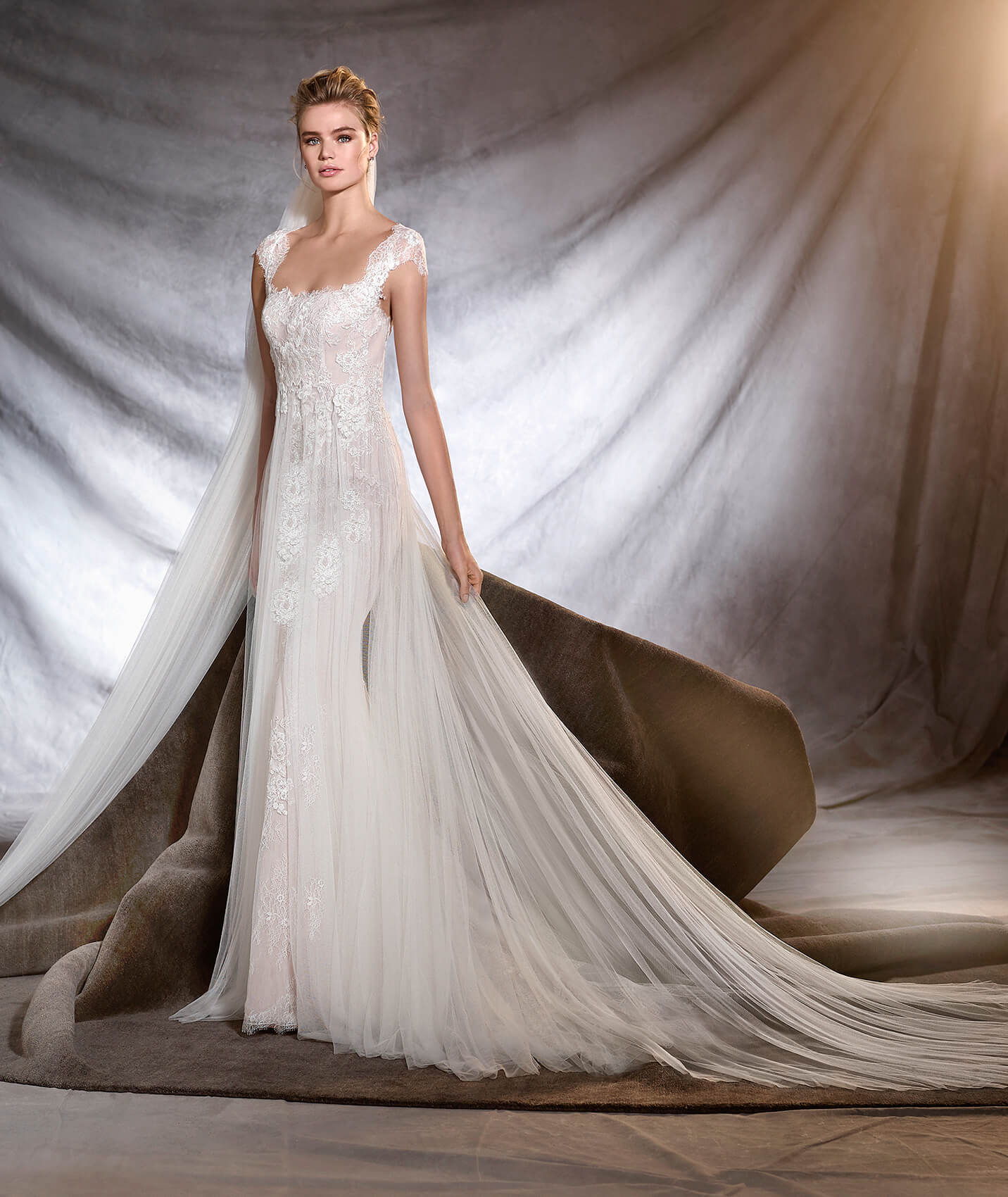 Pronovias Oasis Diva Bridal Boutique