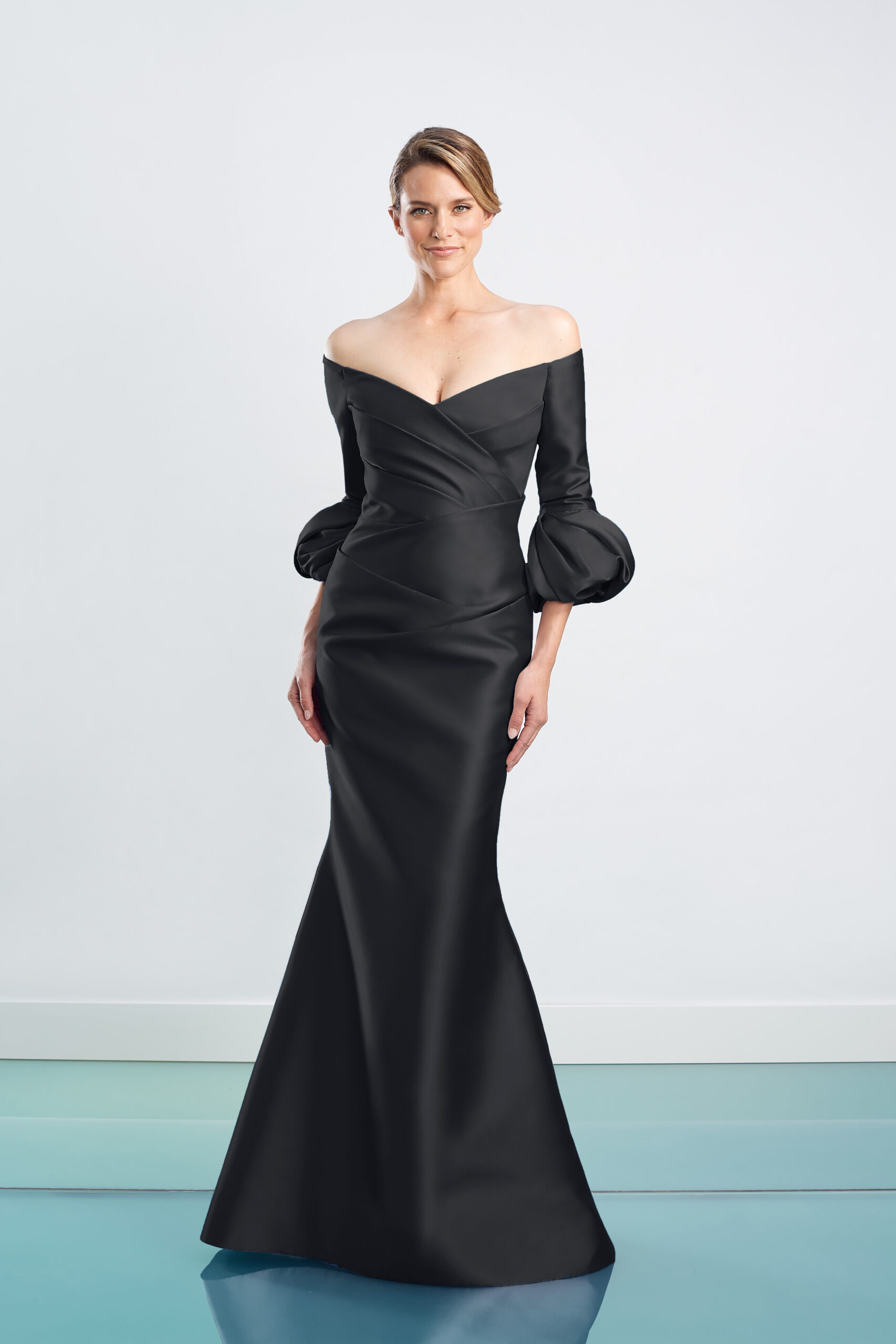 M12410 - Diva Bridal Boutique